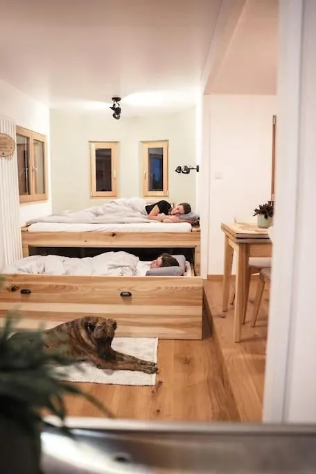 Ferienhaus Villa Wohnwagon Paul - Autarkie erleben! - Tiny House Oberschneiding